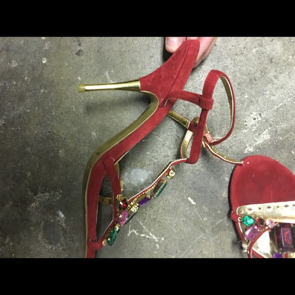 Jeweled heels w ankle strap - Picture 4 of 4